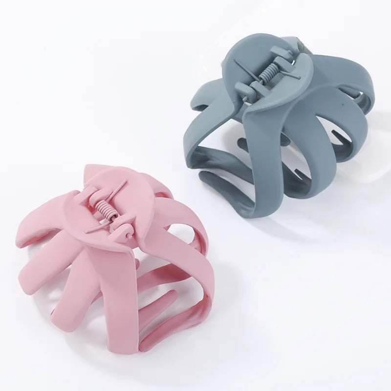 ❀ Curved Petal Hair Claw