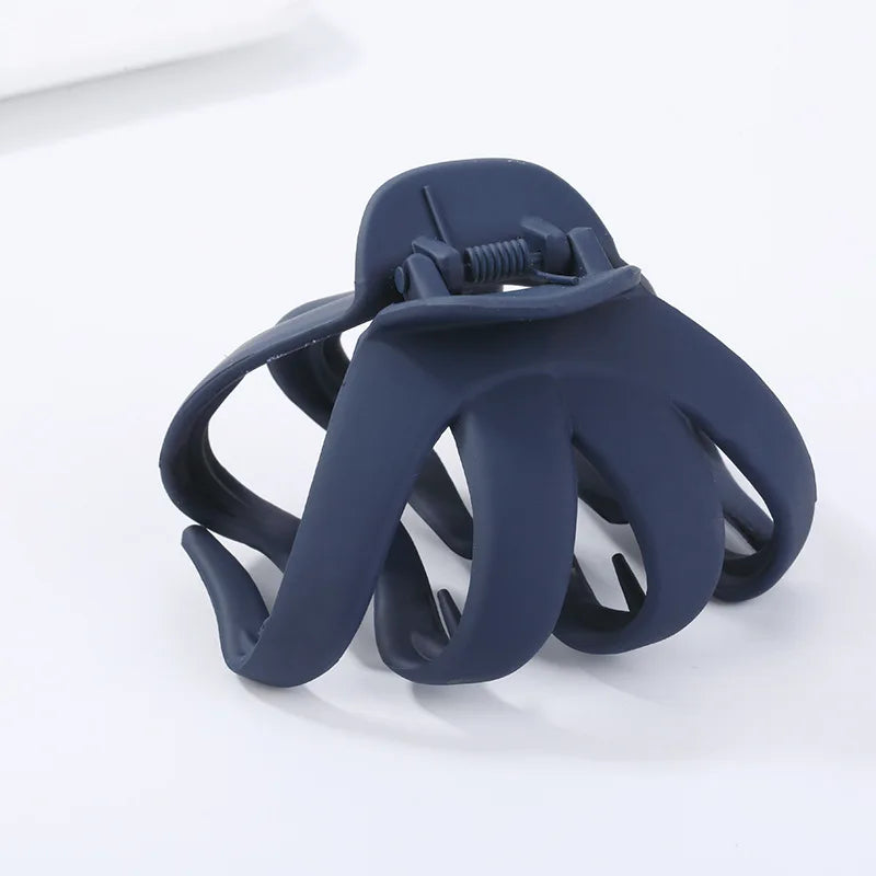 ❀ Curved Petal Hair Claw