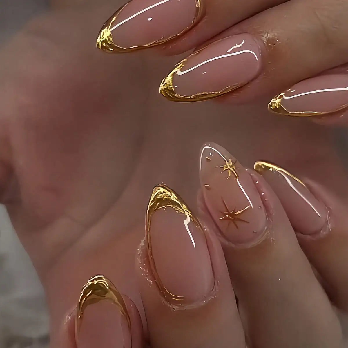 ✧ Decorative Press-On Nails · 24 Pieces