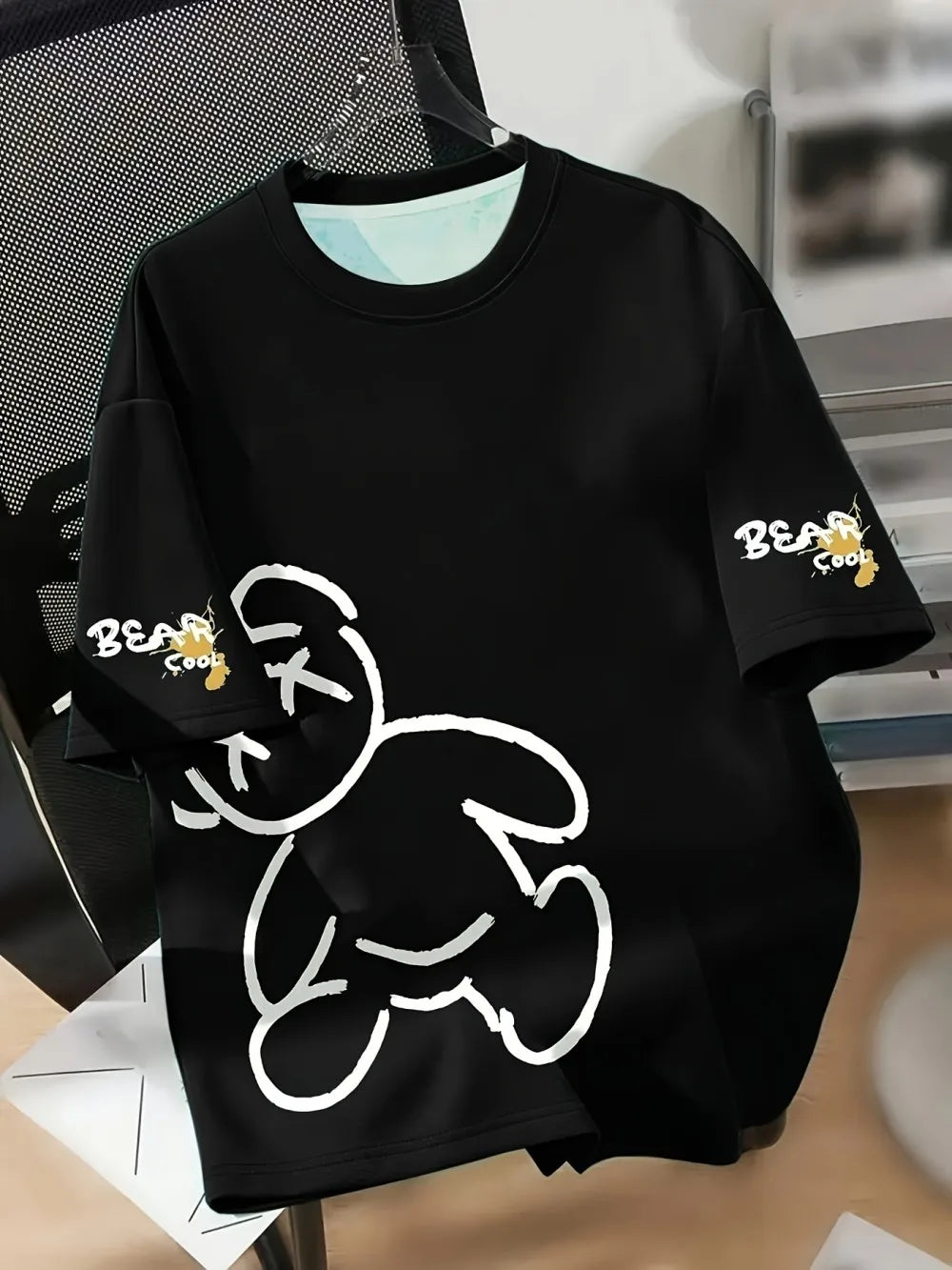 ☻ Men's Cartoon Bear Graphic Tee