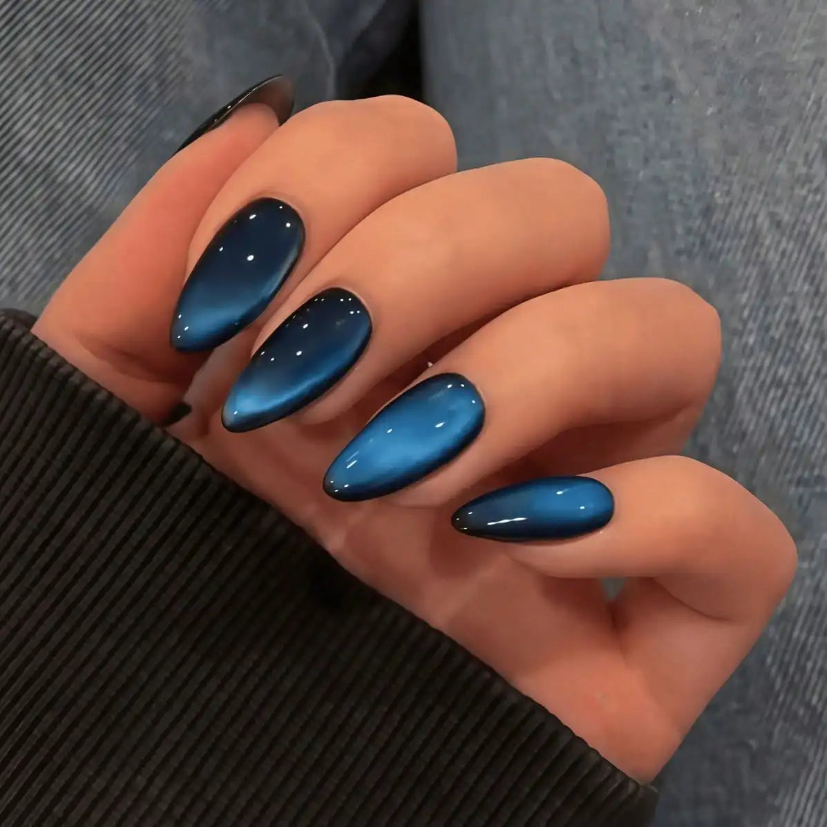 ✧ Decorative Press-On Nails · 24 Pieces