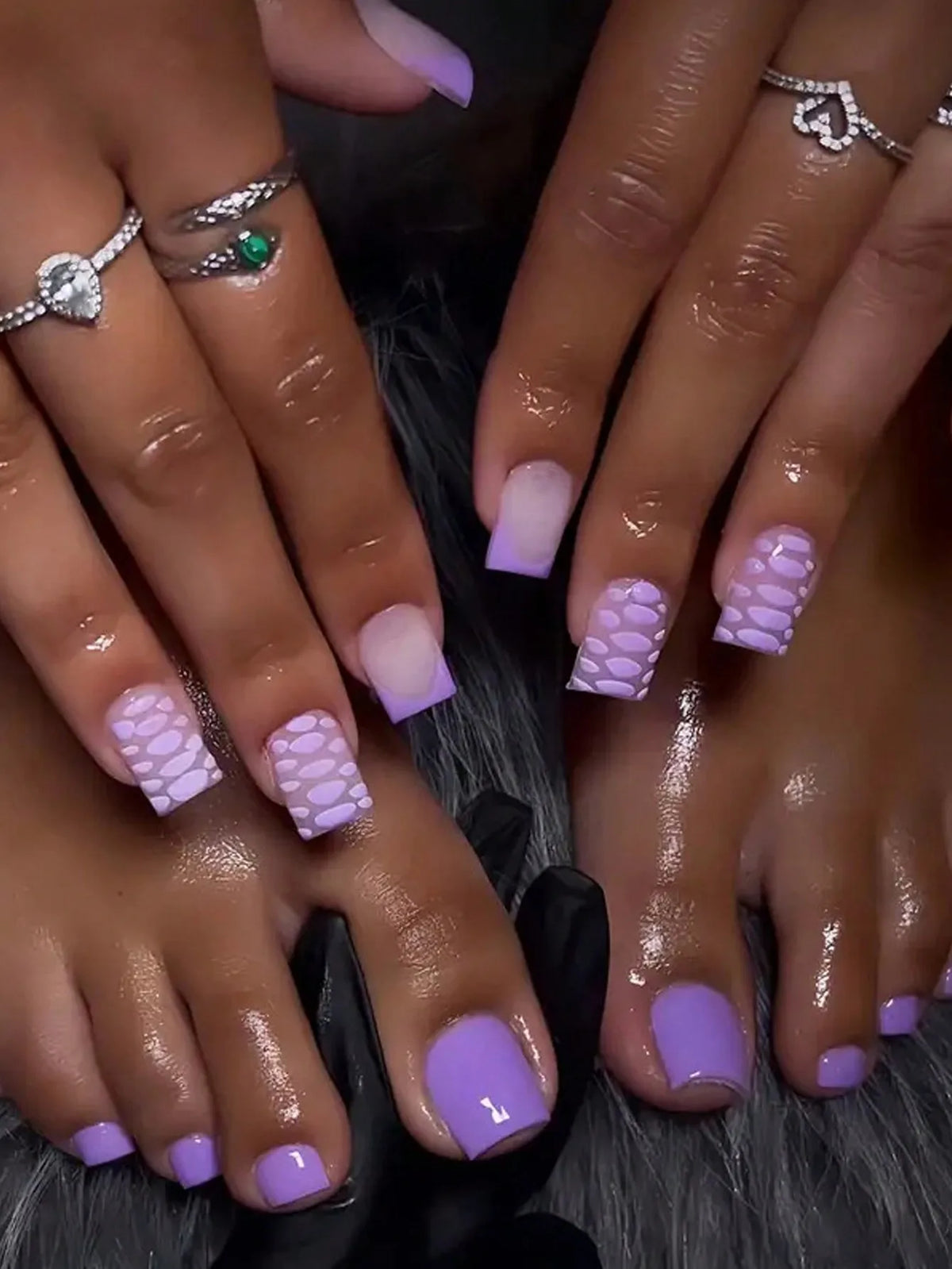 ♡ French-Style Finger & Toe Press-On Nails · 48 Pieces