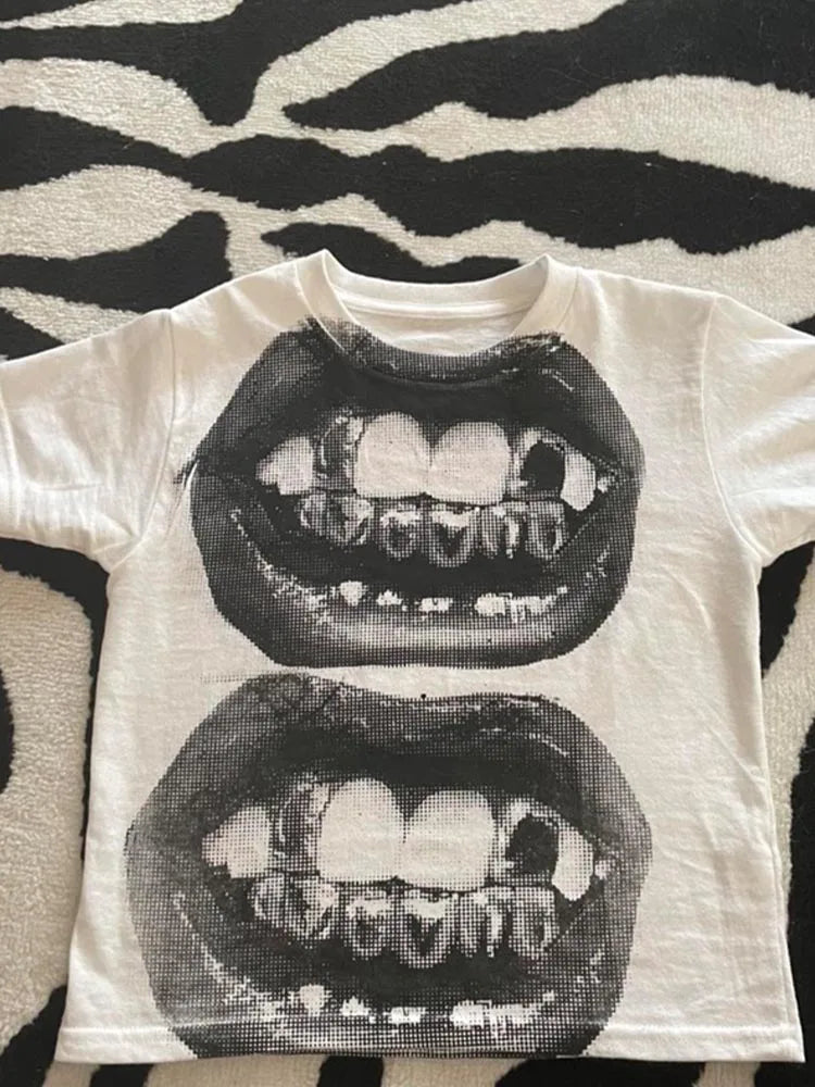 ♡ Y2K Gothic Baby Tee