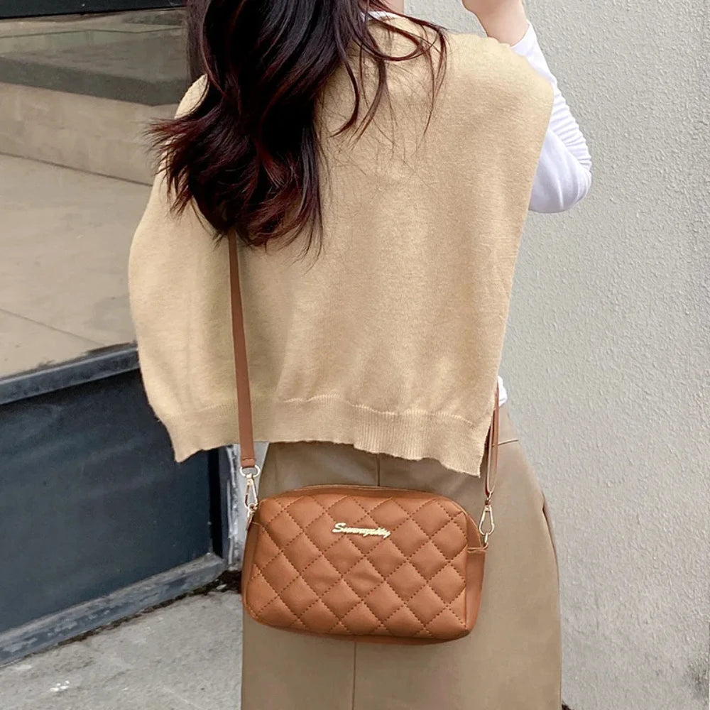 ✦ Quilted Mini Crossbody Bag