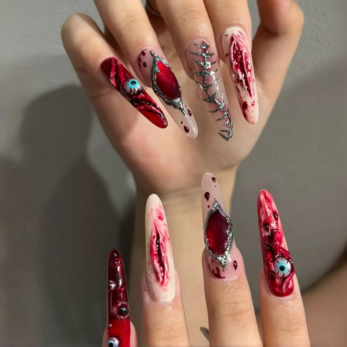♡ Glitter & Gothic Press-On Nails · 24 Pieces