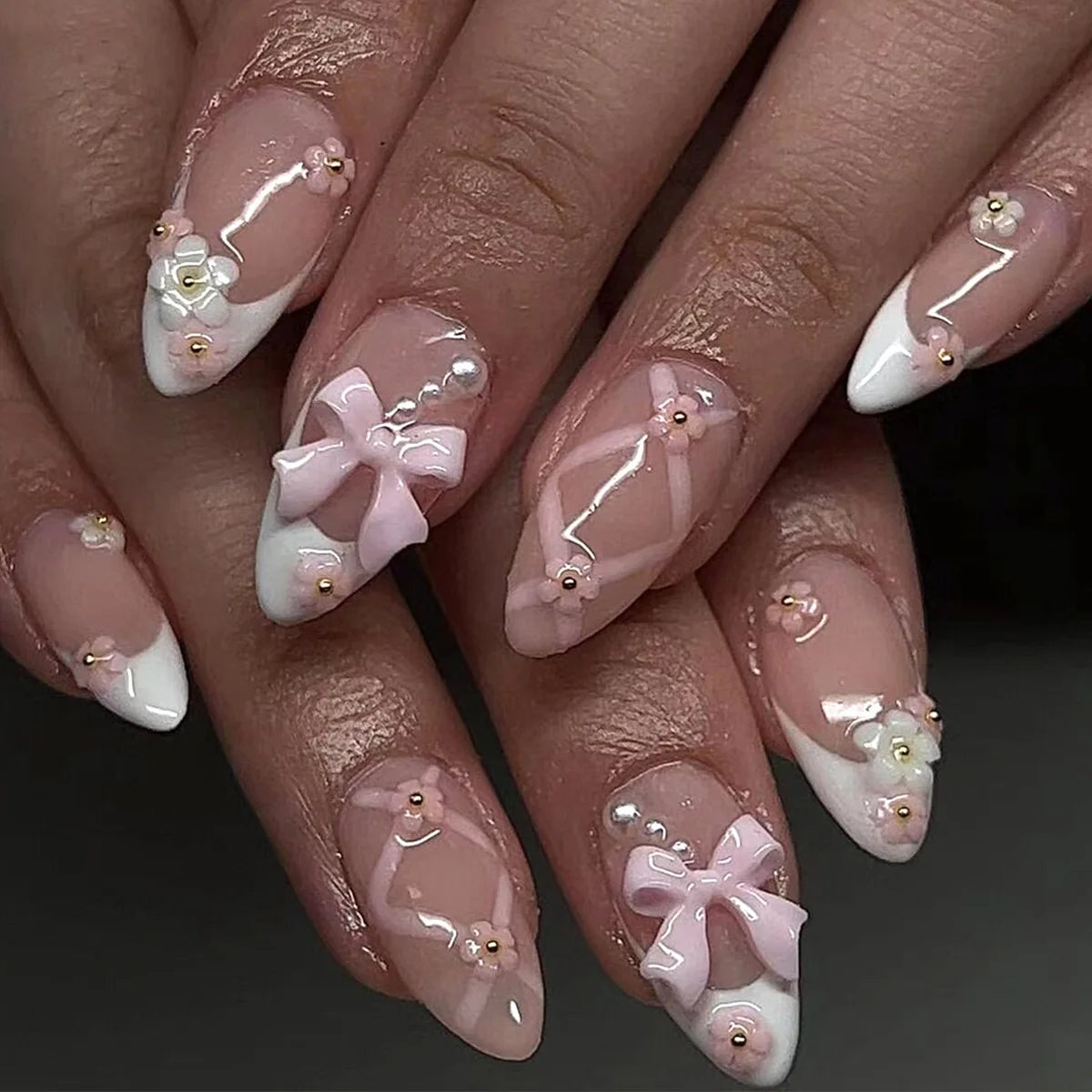 ✧ Decorative Press-On Nails · 24 Pieces