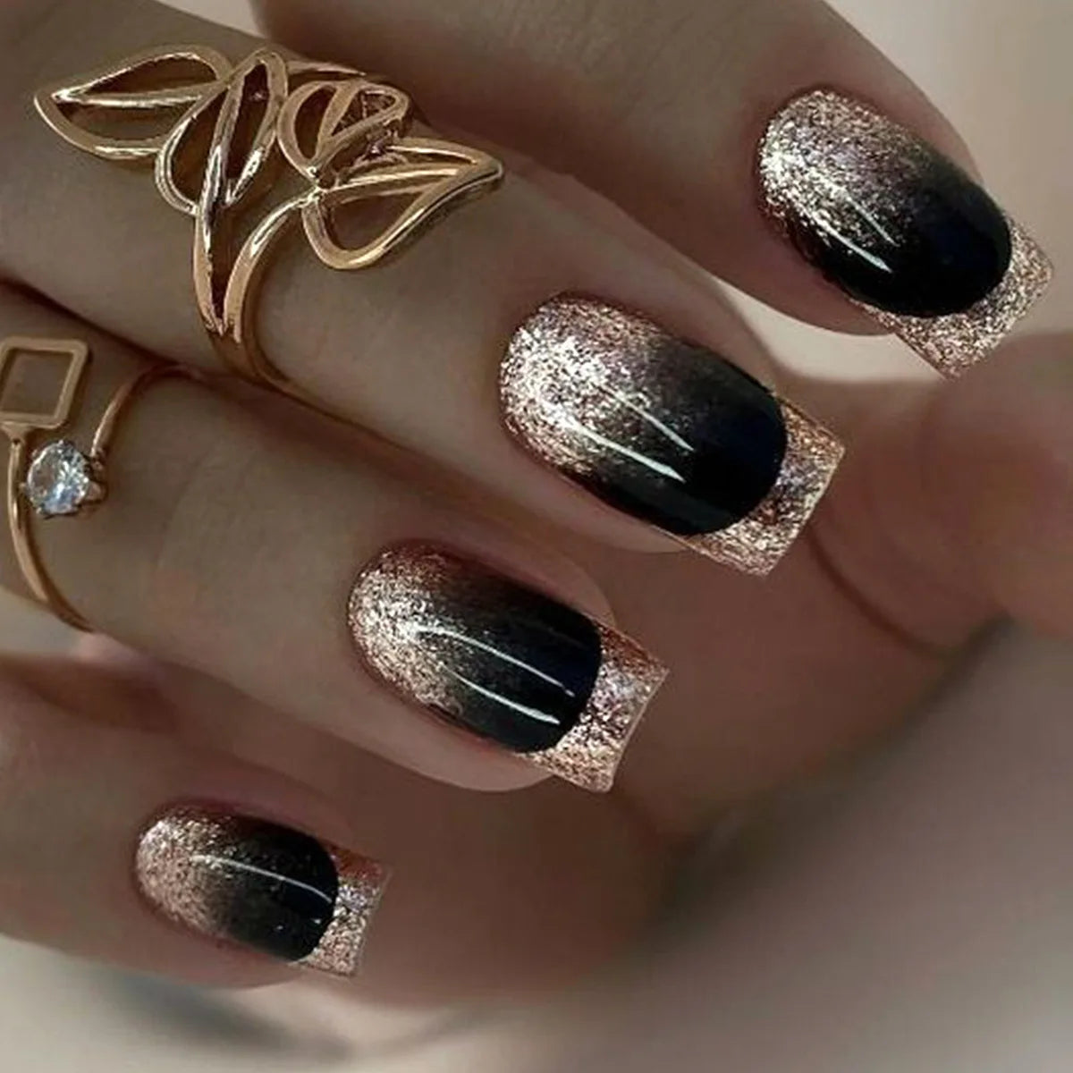 ✧ Decorative Press-On Nails · 24 Pieces
