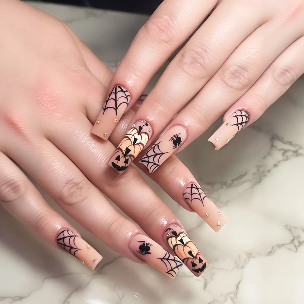 ♡ Glitter & Gothic Press-On Nails · 24 Pieces