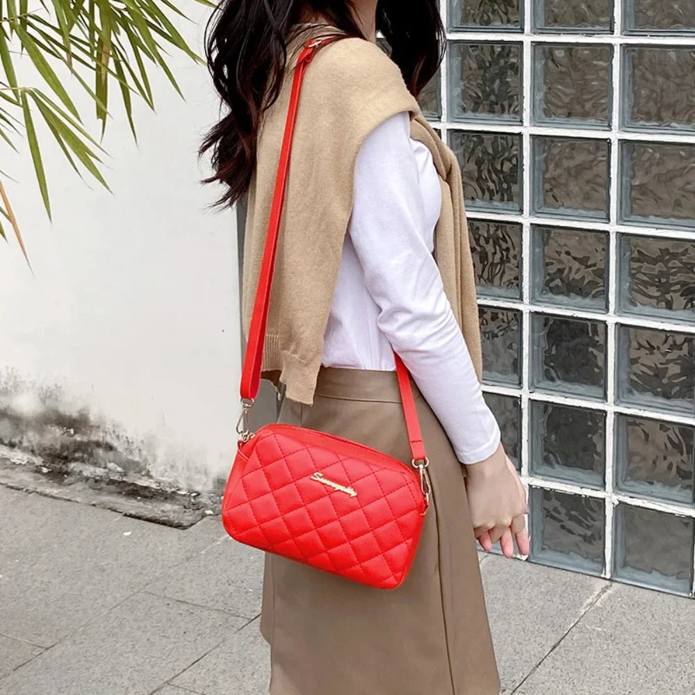 ✦ Quilted Mini Crossbody Bag