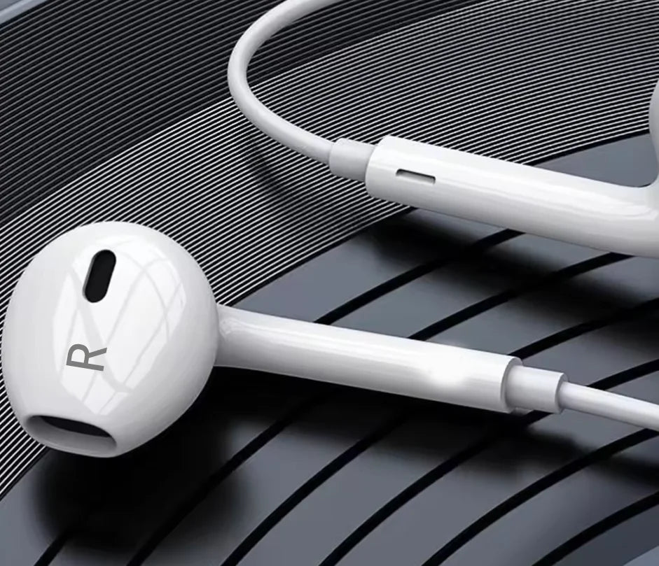 🎧 Type-C Wired Earphones
