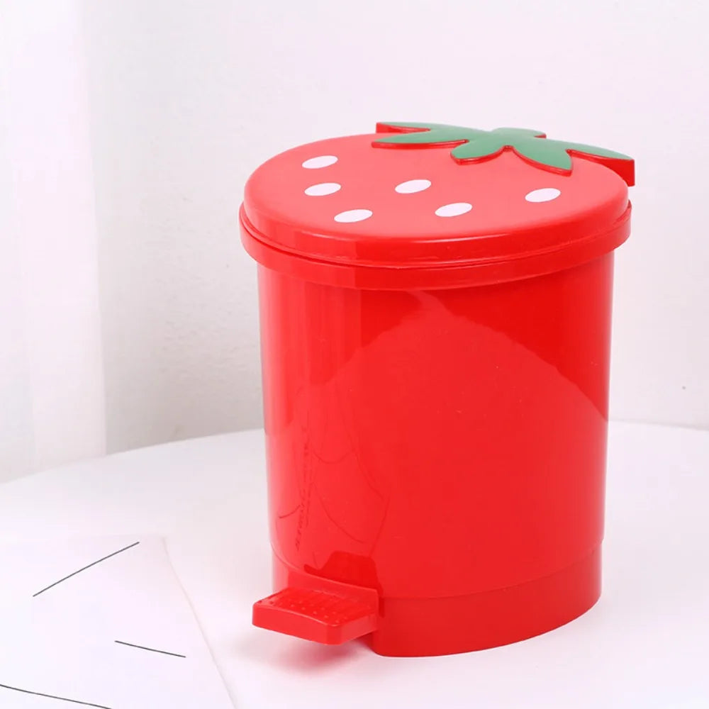 ♡ Strawberry Mini Wastebasket