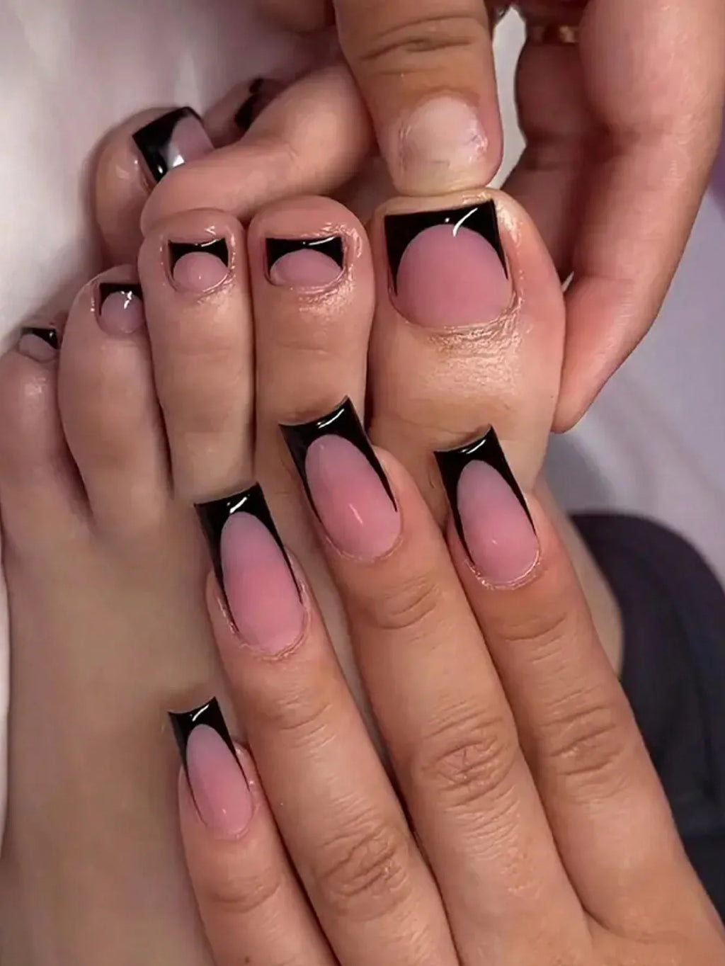 ♡ French-Style Finger & Toe Press-On Nails · 48 Pieces