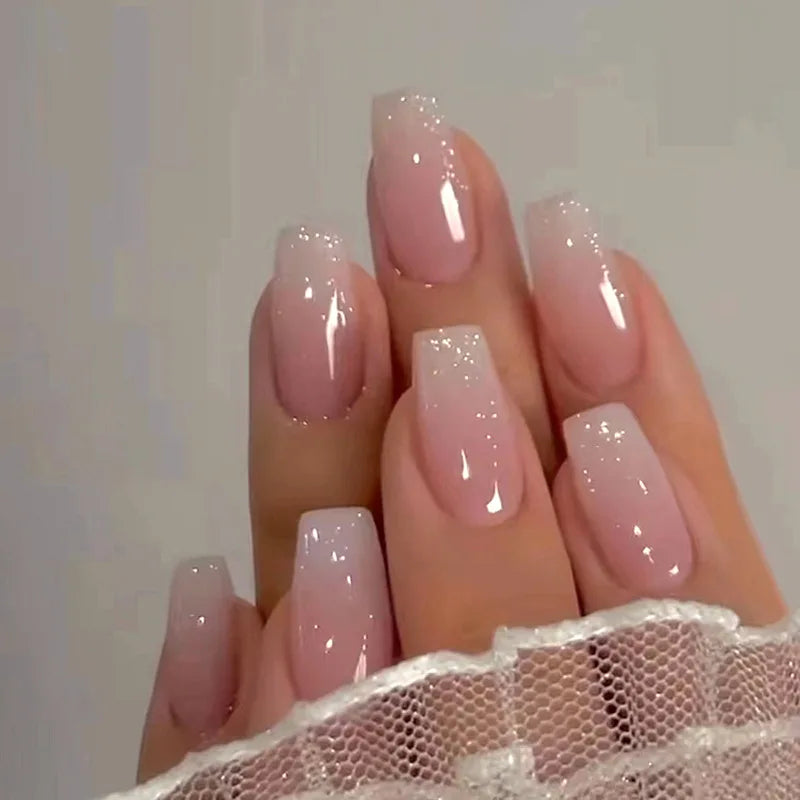 ✧ Decorative Press-On Nails · 24 Pieces
