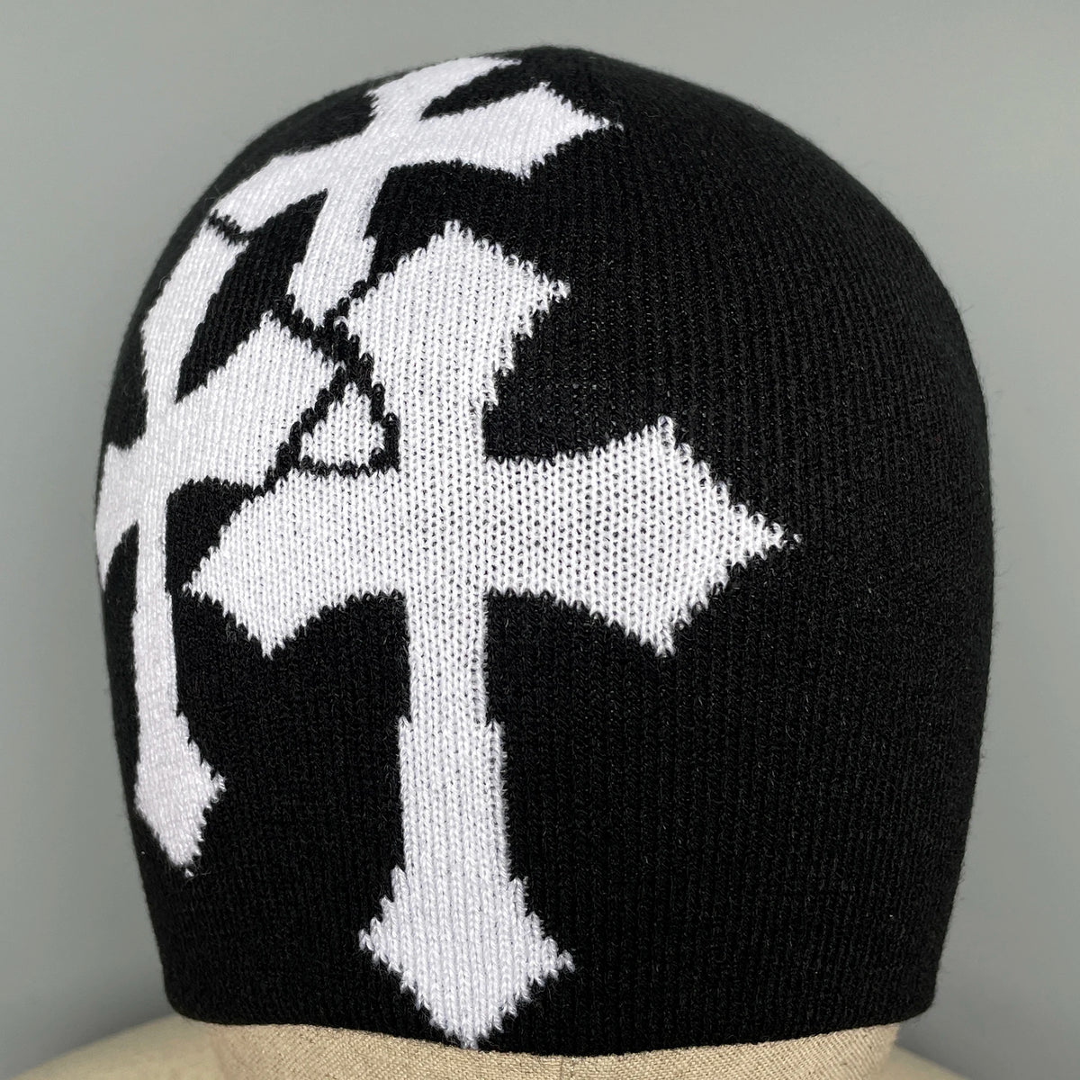 ✟ Crucifix Jacquard Knit Beanie