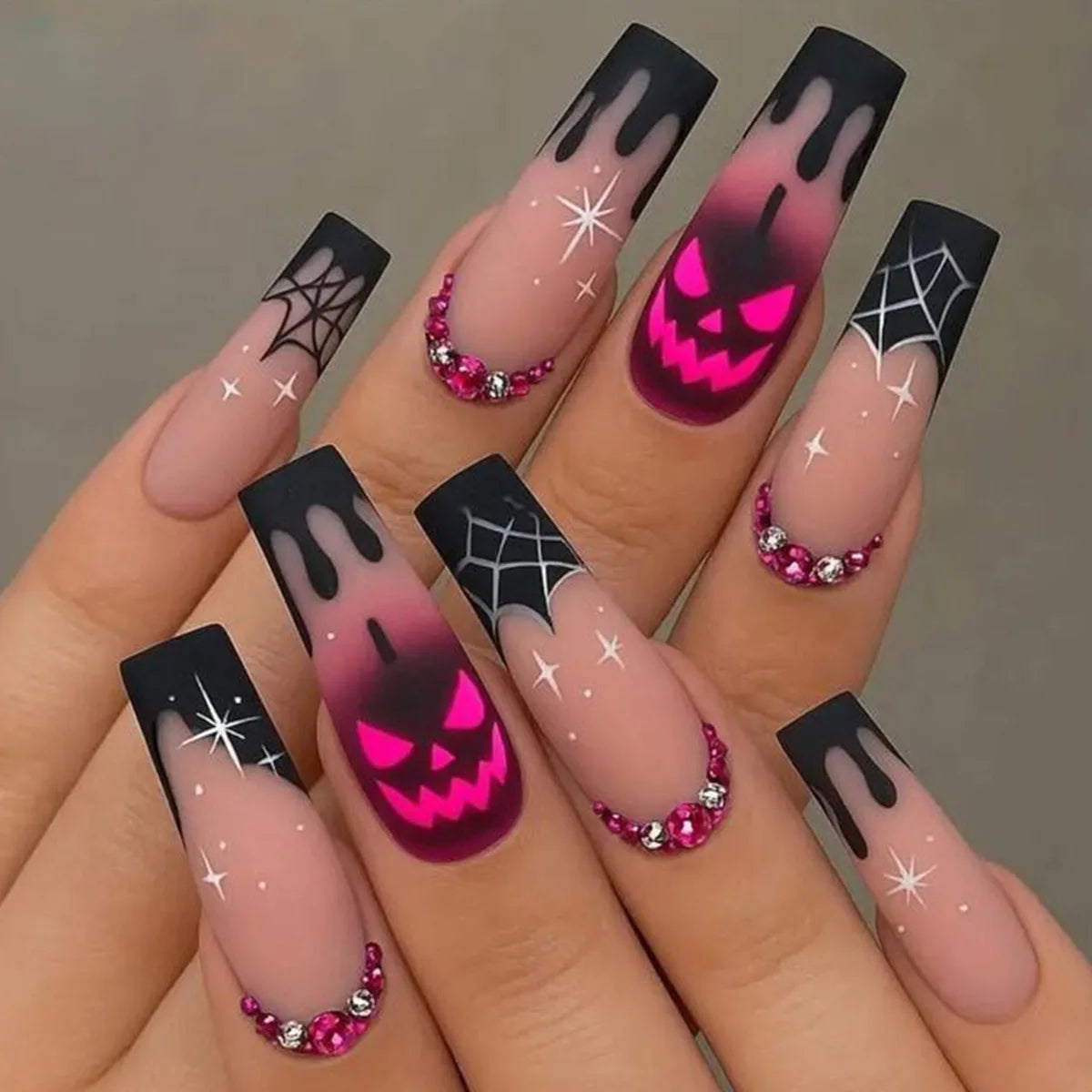 ♡ Glitter & Gothic Press-On Nails · 24 Pieces