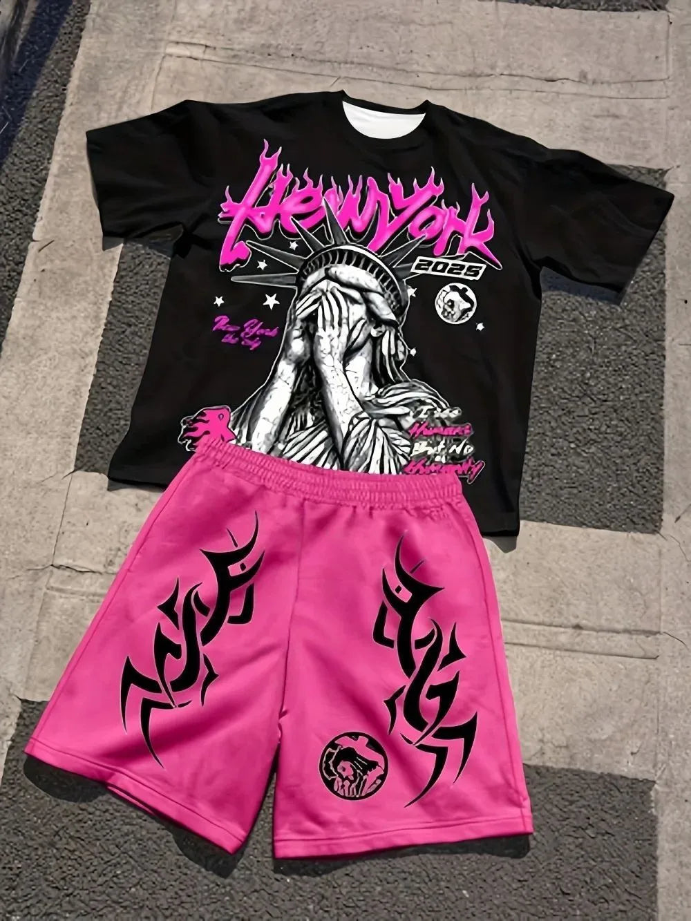 ✦ Men's Statue of Liberty Tee & Shorts Set