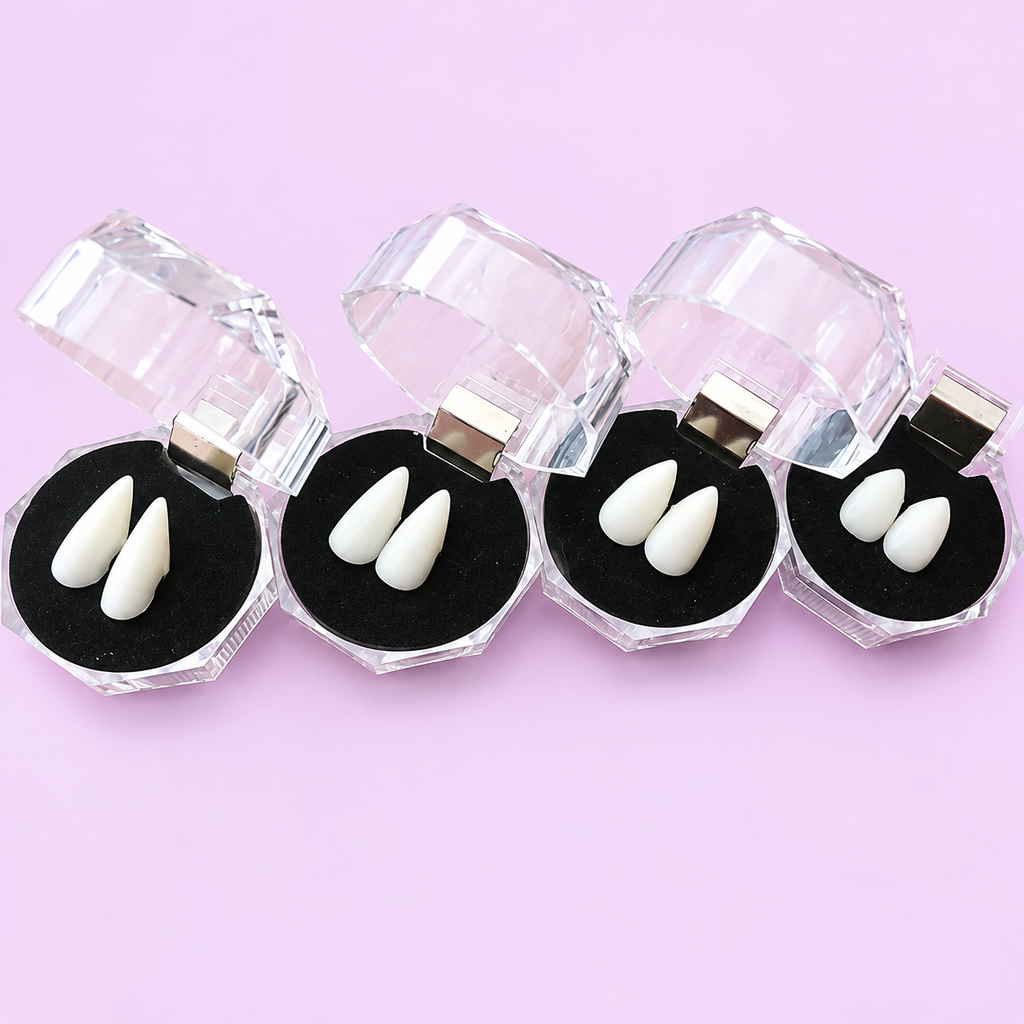 ☾ Vampire Costume Fangs